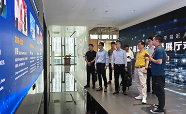 區工商聯（總商會）開展企業互訪交流